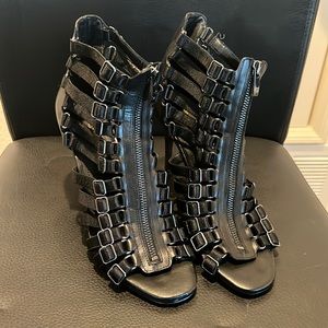 Donna Karan black strappy stiletto heels size9